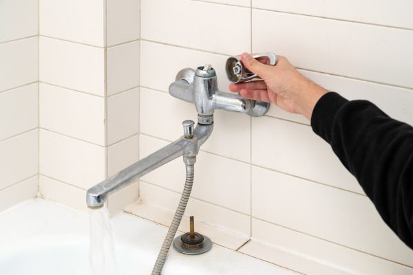 Leaky Bathtub Repair in Rocky Mount